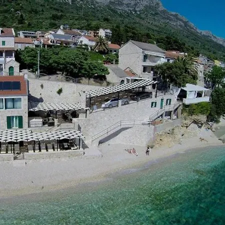 Premium Beachfront Zlatko